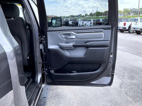 Used 2023 RAM 1500 Big Horn AWD/4WD image 18