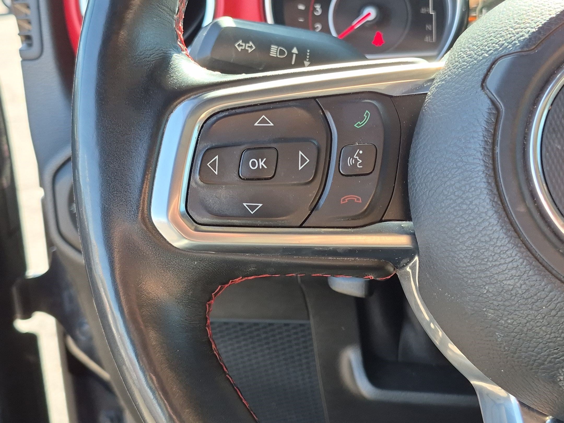 Used 2018 Jeep Wrangler Rubicon AWD/4WD image 19