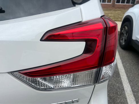 Used 2023 Subaru Forester Premium image 10