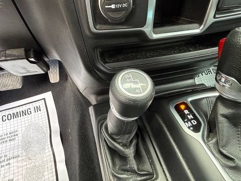 Used 2018 Jeep Wrangler Sport AWD/4WD image 22