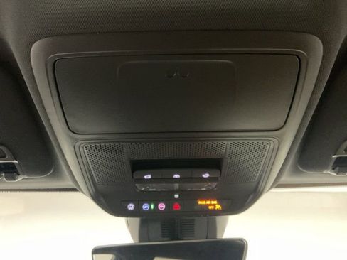 New 2026 Chevrolet Equinox ACTIV w/ Convenience Package III AWD/4WD image 19