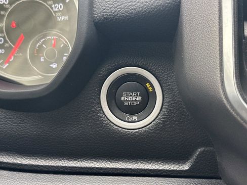 Used 2021 RAM 1500 Big Horn AWD/4WD image 25