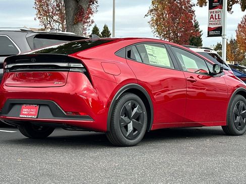 New 2026 Toyota Prius Plug-In Hybrid image 3