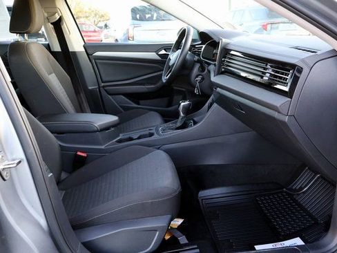 Used 2025 Volkswagen Jetta S FWD image 16