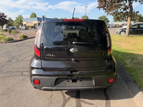 Used 2019 Kia Soul w/ Convenience Package FWD image 6