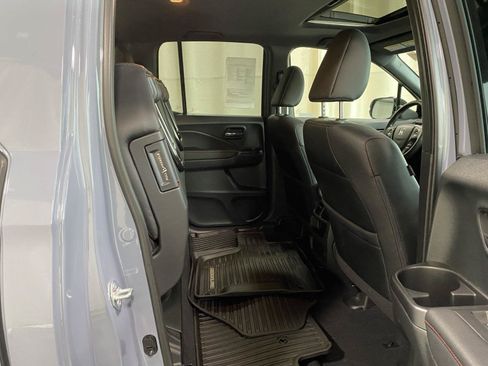 Used 2022 Honda Ridgeline Black Edition image 15