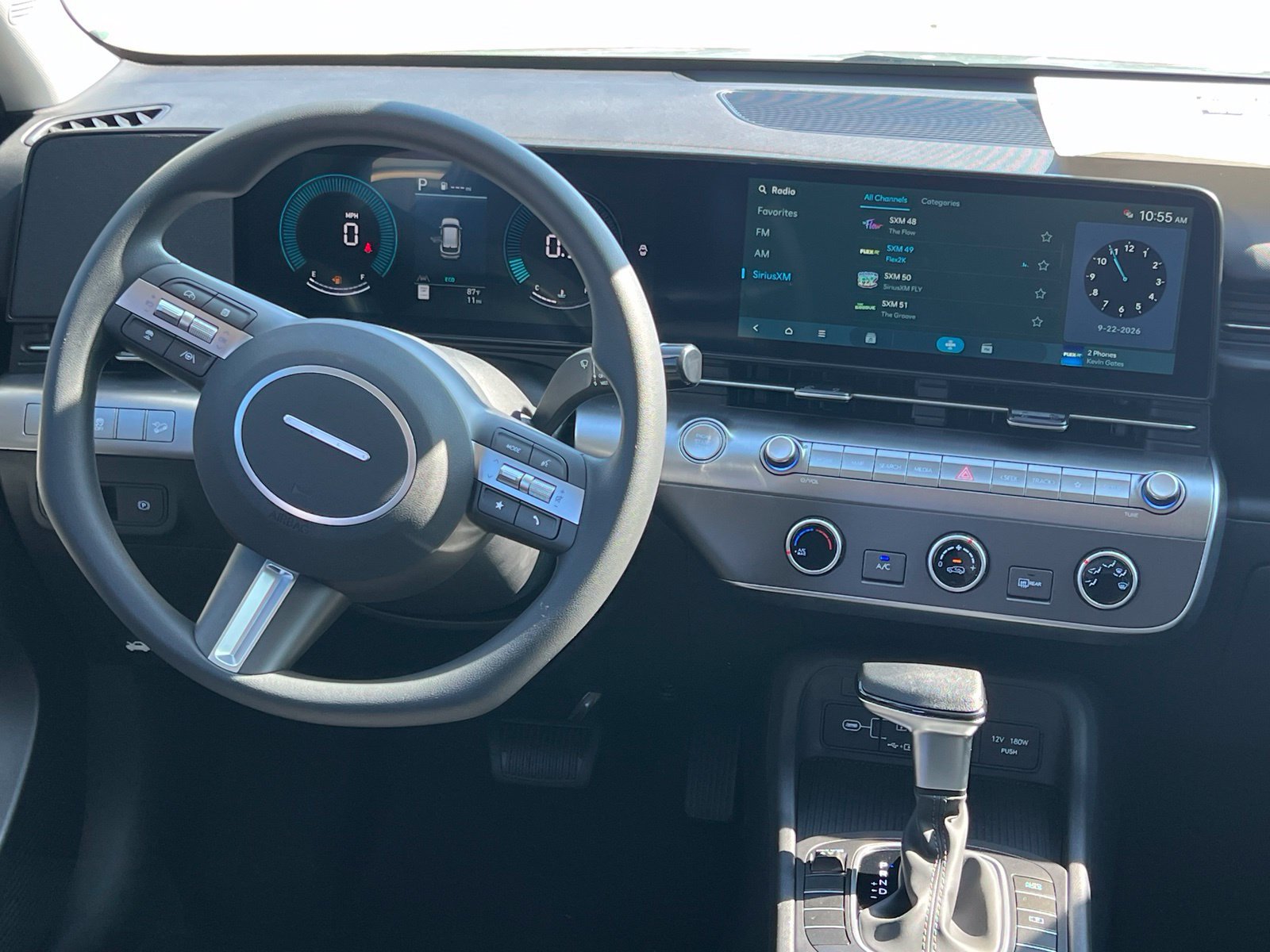 New 2027 Hyundai Kona SE FWD image 18