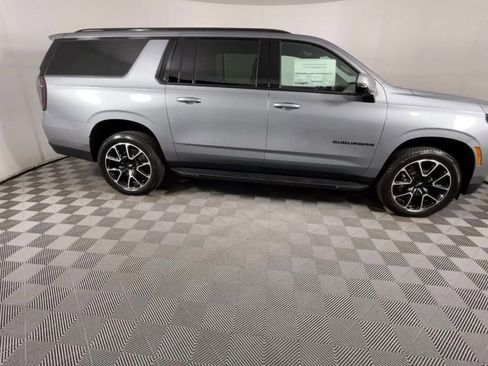 New 2026 Chevrolet Suburban RST w/ Comfort Package image 10