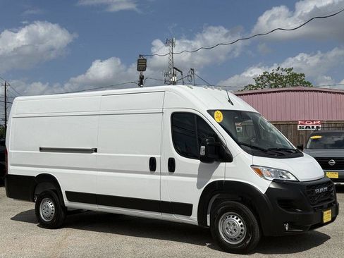 Used 2025 RAM ProMaster 3500 w/ Safety Group image 8