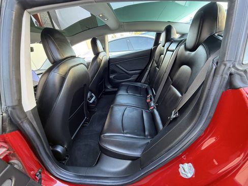 Used 2018 Tesla Model 3 Long Range image 21