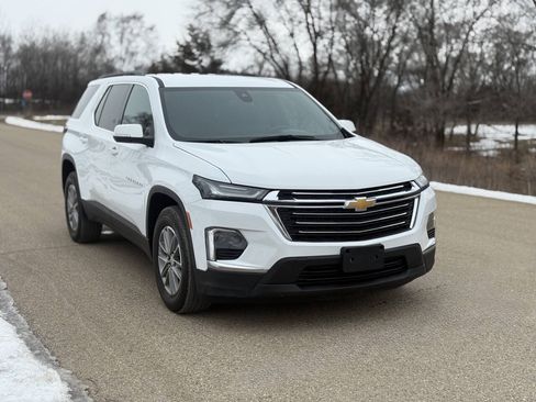Used 2023 Chevrolet Traverse LT AWD/4WD image 4