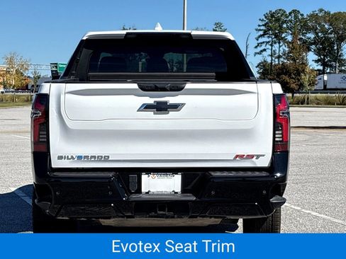 New 2025 Chevrolet Silverado EV RST AWD/4WD image 22