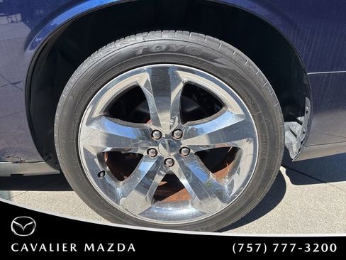 Used 2013 Dodge Challenger R/T RWD image 17