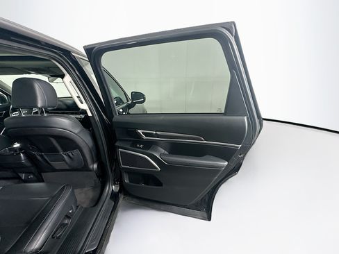 Used 2025 Kia Telluride S FWD image 32