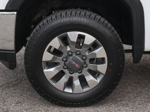Used 2022 GMC Sierra 2500 SLE w/ SLE Convenience Package RWD image 50