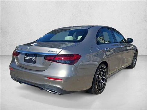 Used 2023 Mercedes-Benz E 450 4MATIC Sedan image 5