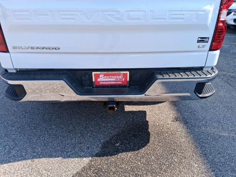 Used 2022 Chevrolet Silverado 1500 LT AWD/4WD image 23