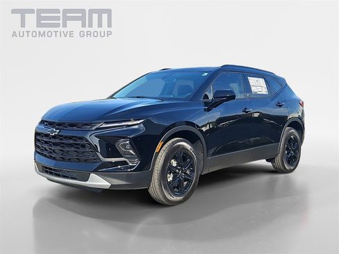 New 2026 Chevrolet Blazer LT w/ Convenience Package image 3