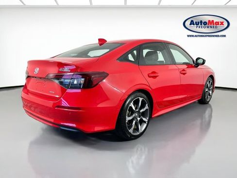 Used 2025 Honda Civic Sport Touring image 2