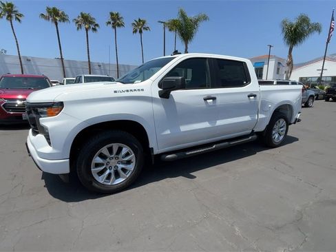 New 2025 Chevrolet Silverado 1500 Custom image 4