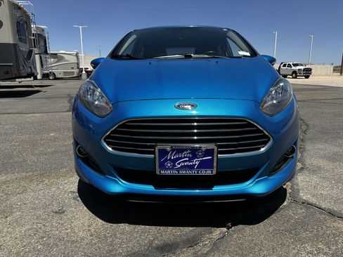 Used 2015 Ford Fiesta SE w/ Equipment Group 201A FWD image 9