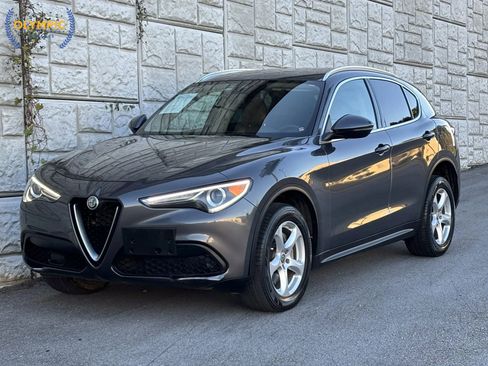 Used 2020 Alfa Romeo Stelvio image 1