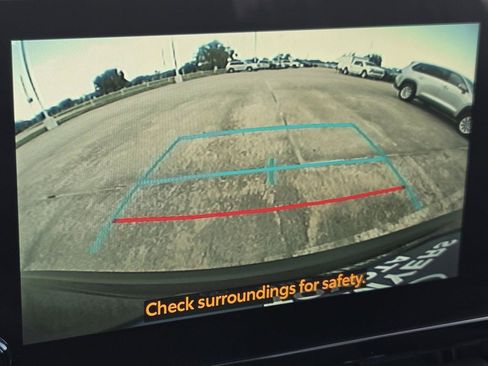 Used 2026 Toyota Corolla Cross LE FWD image 19