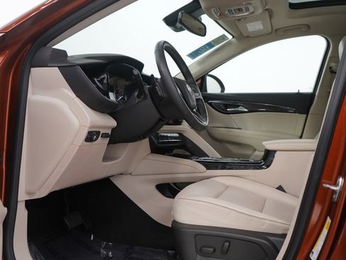 Used 2022 Buick Envision Essence w/ Technology Package I image 22