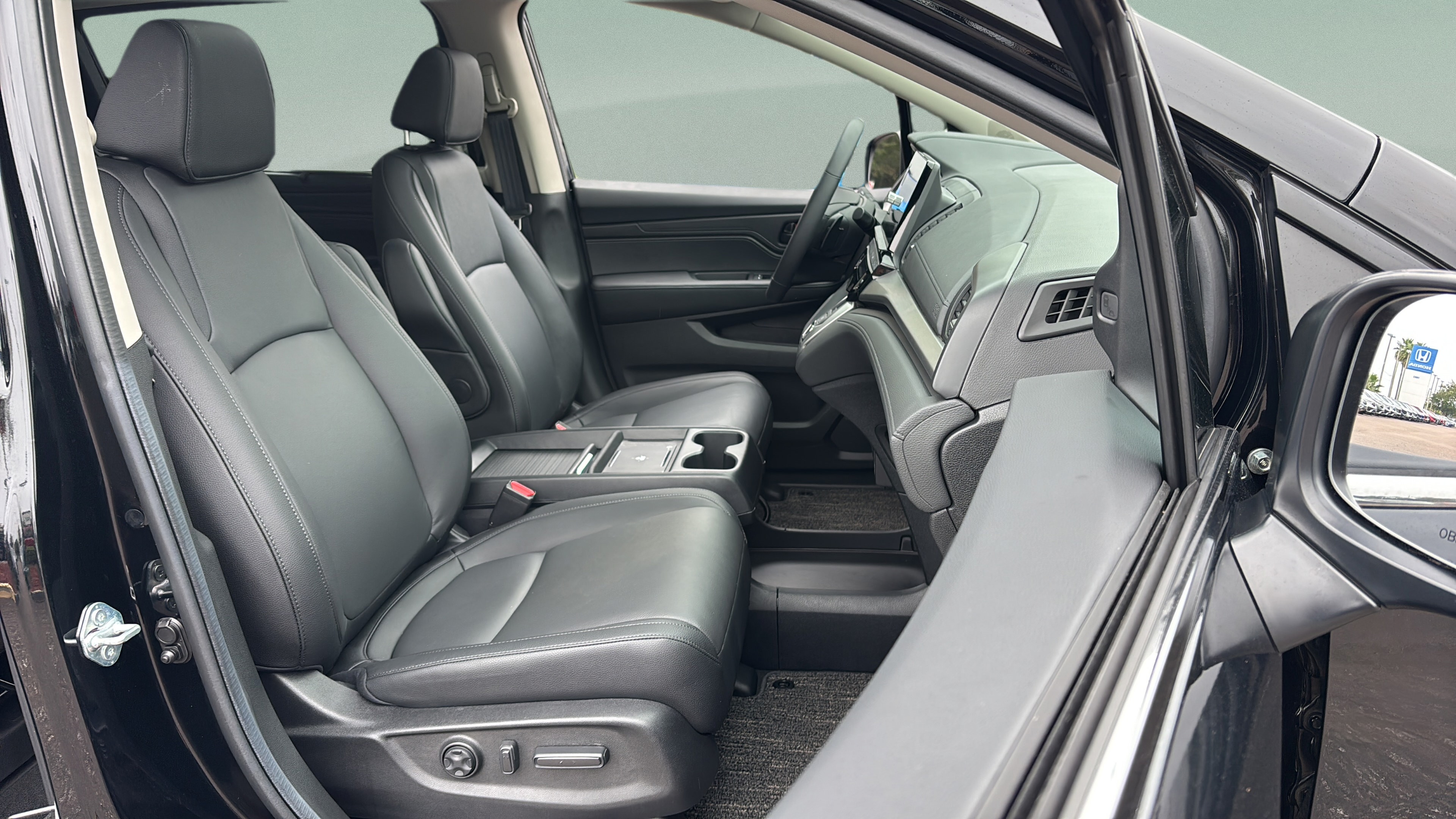 Certified 2026 Honda Odyssey EX-L image 19