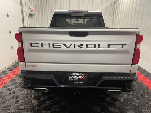 Used 2020 Chevrolet Silverado 1500 LT Trail Boss AWD/4WD image 3