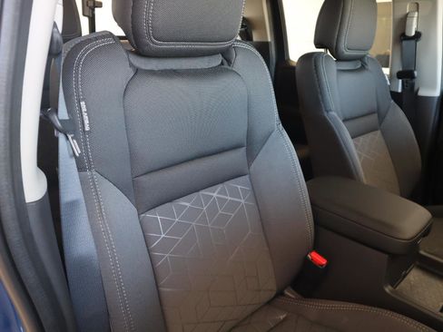 New 2026 Nissan Frontier SV w/ SV Convenience Package image 50