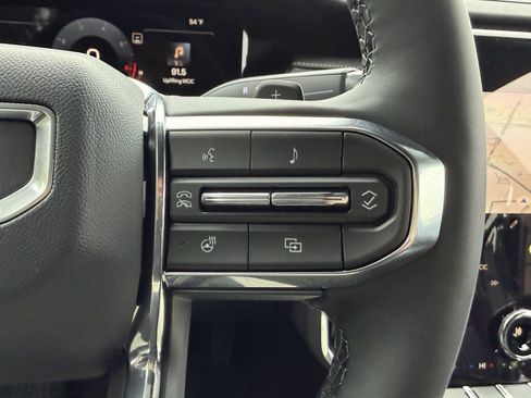 New 2026 GMC Acadia Elevation w/ Elevation Premium Package AWD/4WD image 15