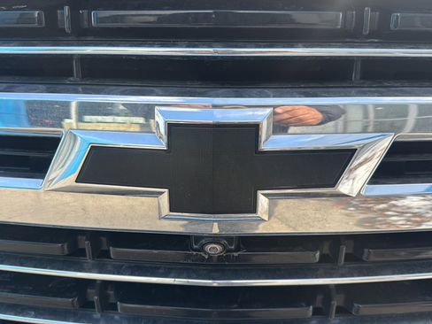 Used 2024 Chevrolet Tahoe LT w/ LT Signature Plus Package image 49