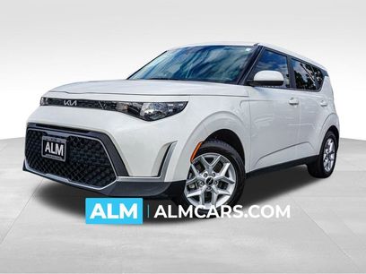 Used 2023 Kia Soul LX w/ LX Technology Package