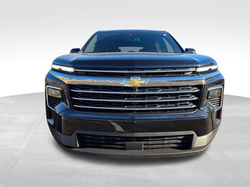 New 2026 Chevrolet Traverse LT w/ LPO, Floor Liner Package FWD image 7
