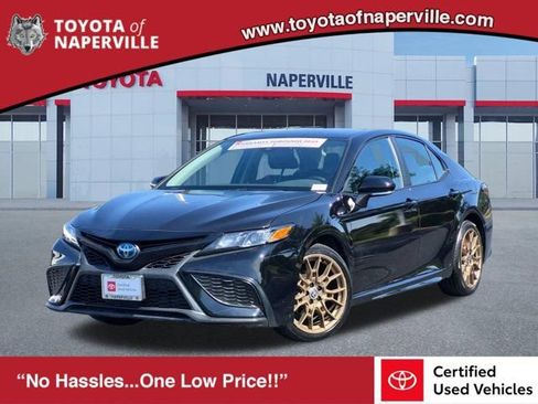 Certified 2023 Toyota Camry SE FWD image 1
