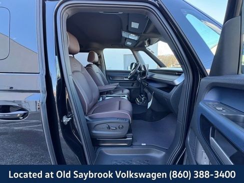 New 2025 Volkswagen ID. Buzz Pro S RWD image 24