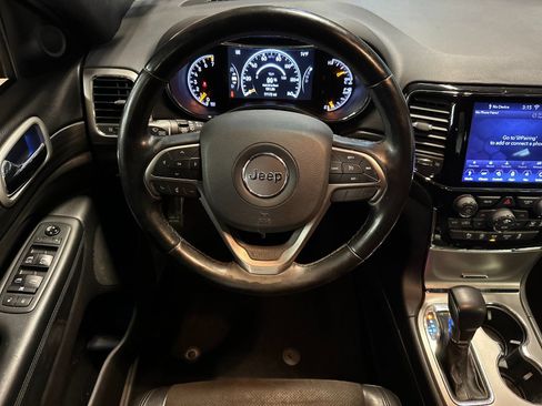 Certified 2020 Jeep Grand Cherokee Altitude AWD/4WD image 10