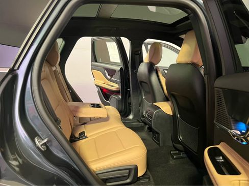 Used 2022 Lincoln Corsair Reserve w/ Elements Package image 28