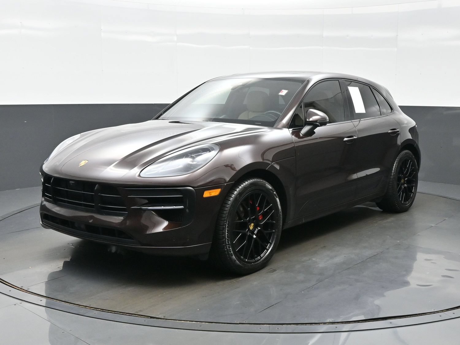 Used 2021 Porsche Macan GTS AWD/4WD image 2