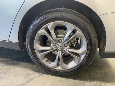 Used 2024 Honda Accord EX image 11