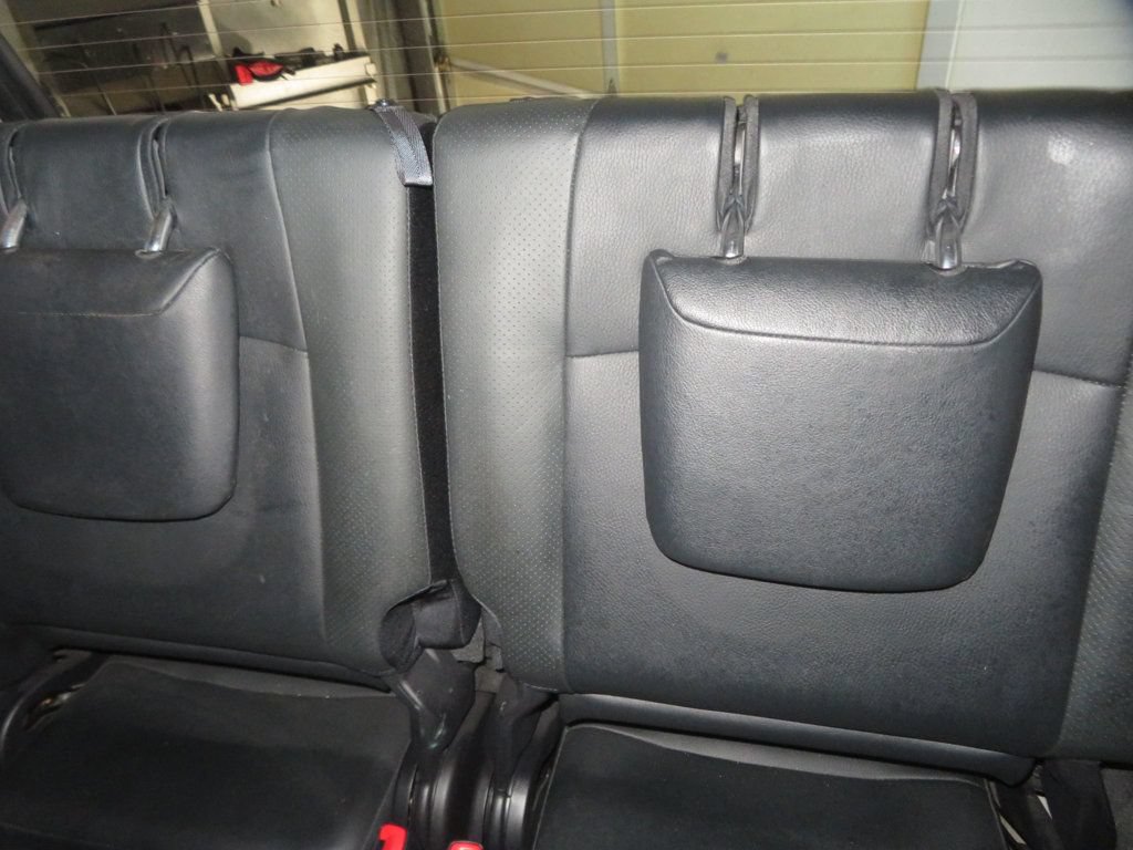 Used 2011 Toyota 4Runner Limited AWD/4WD image 25