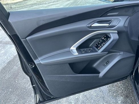 Certified 2025 Audi Q5 Premium Plus w/ Premium Plus image 19