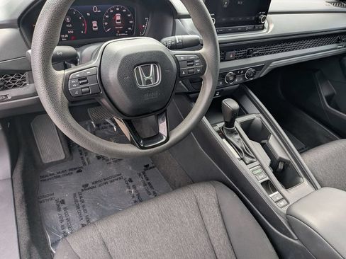 Used 2025 Honda Accord LX image 14