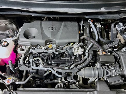 Certified 2024 Toyota Sienna XLE image 29