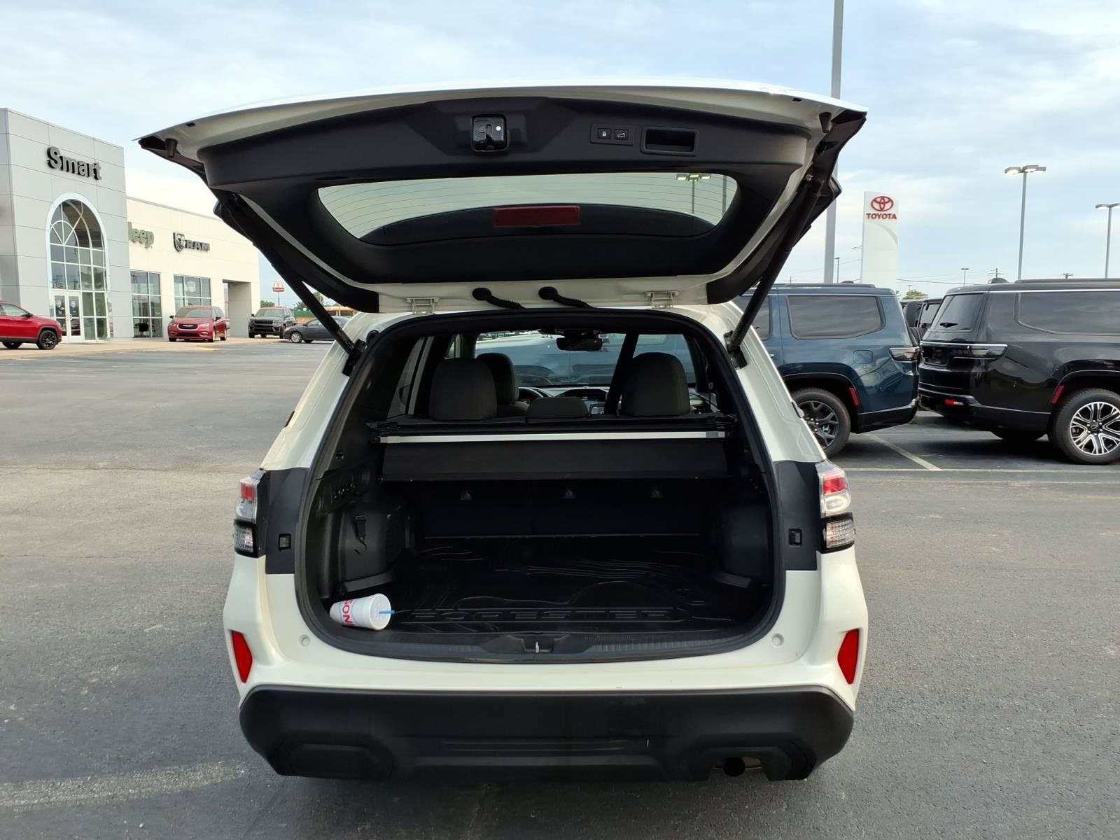 Used 2025 Subaru Forester Premium w/ Convenience Package #1 AWD/4WD image 6