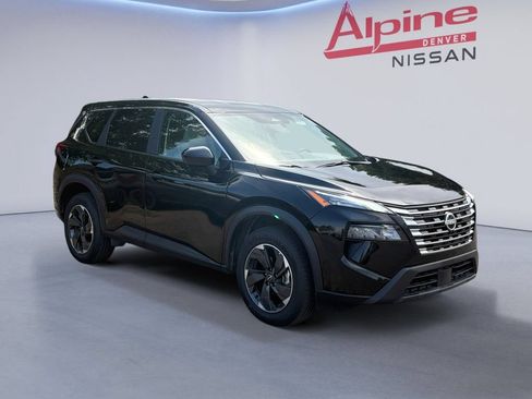 Used 2025 Nissan Rogue SV AWD/4WD image 7