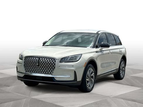 Used 2023 Lincoln Corsair FWD image 4