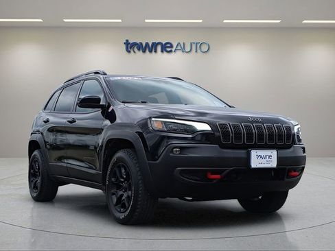 Used 2022 Jeep Cherokee Trailhawk w/ Trailer Tow Group AWD/4WD image 7