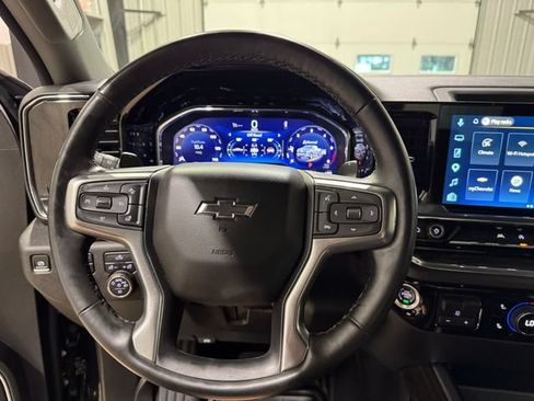 Used 2025 Chevrolet Silverado 1500 RST w/ Z71 Off-Road Package AWD/4WD image 11